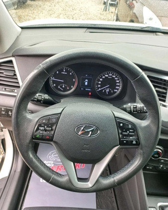 Hyundai Tucson cena 69900 przebieg: 109000, rok produkcji 2017 z Węgorzewo małe 301